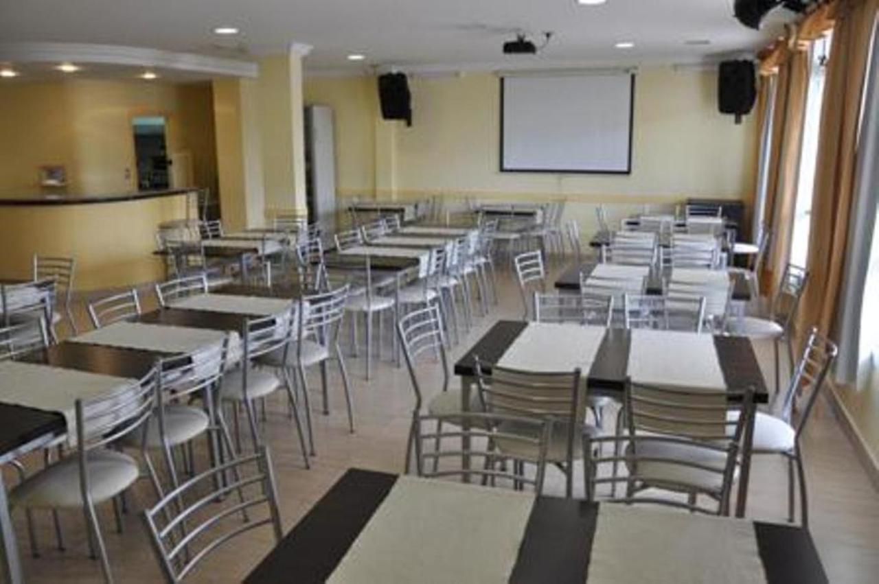 Hotel Tandil Puerto Madryn Eksteriør billede